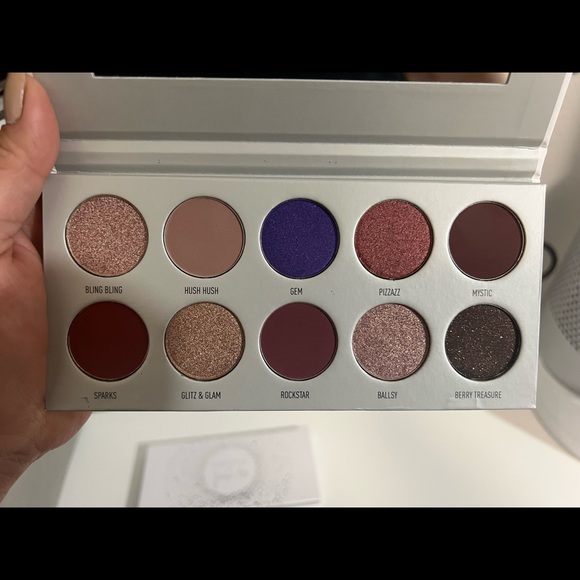 Morphe X Jaclyn Hill The Vault - Picture 3 of 6